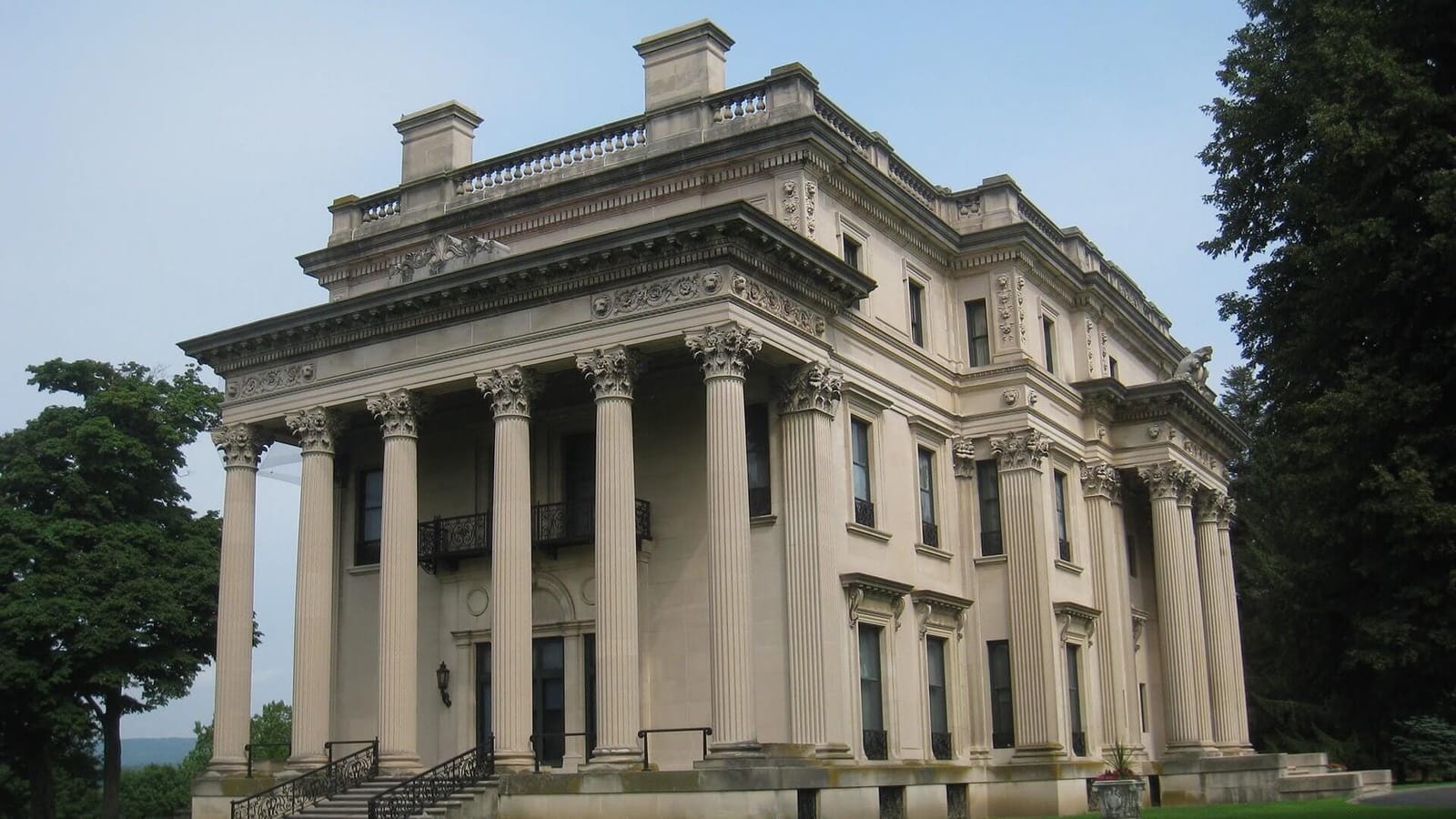 The Vanderbilt Mansion in the Hudson Valley